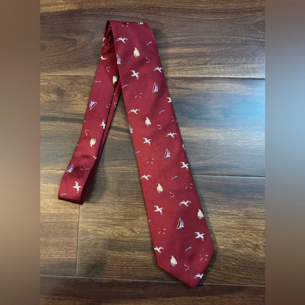 🌿END of SEASON SALE🌿BROOKS BROTHERS Elegant Red Tie with Nautical Design